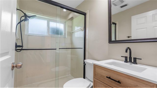 5924 CHERRY OAK DRIVE, Valrico, FL 33596