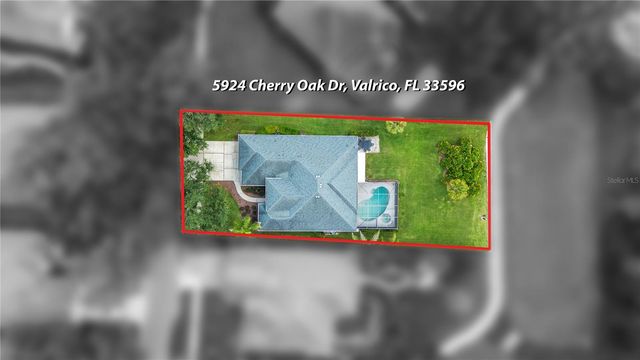 5924 CHERRY OAK DRIVE, Valrico, FL 33596