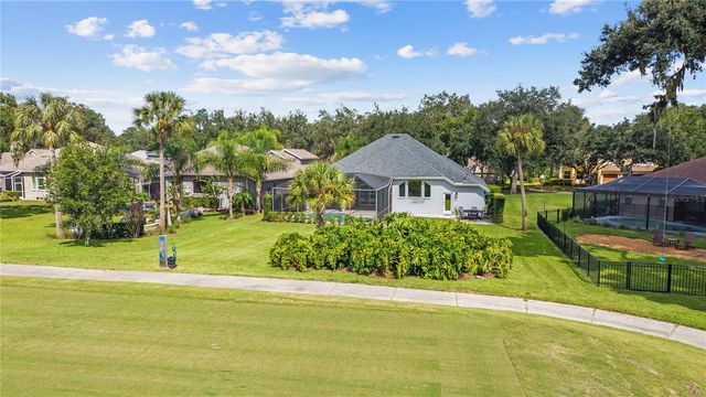 5924 CHERRY OAK DRIVE, Valrico, FL 33596