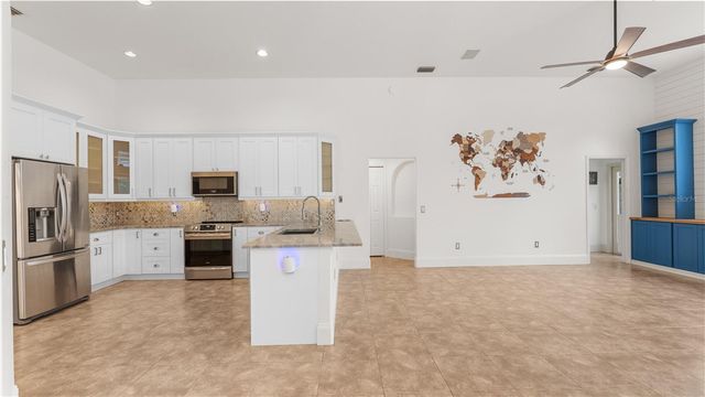 5924 CHERRY OAK DRIVE, Valrico, FL 33596