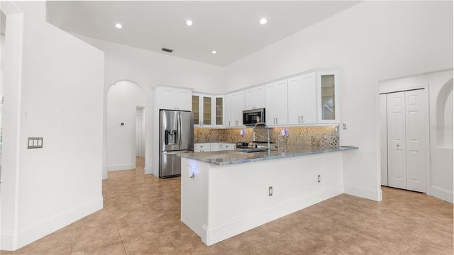 5924 CHERRY OAK DRIVE, Valrico, FL 33596