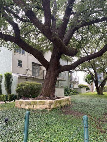 4211 Holland Avenue 208, Dallas, TX 75219