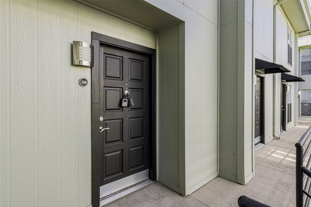 4211 Holland Avenue 208, Dallas, TX 75219