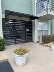 4211 Holland Avenue 208, Dallas, TX 75219