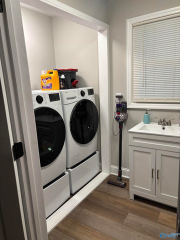 9292 NW Upper Snake Road NW, Athens, AL 35614