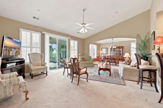 557 Vermillion Dr., Little River, SC 29566