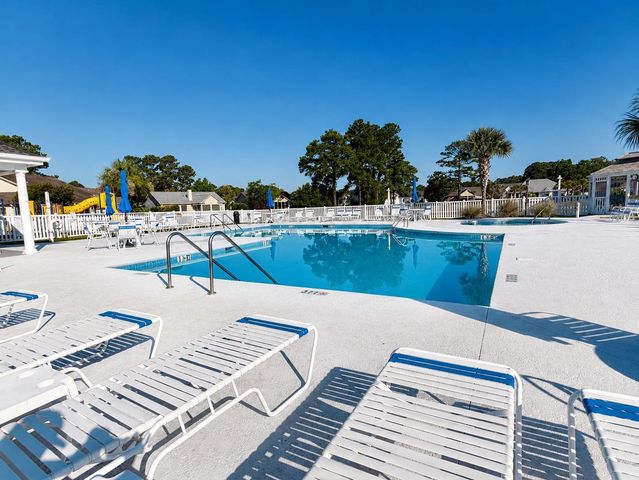 557 Vermillion Dr., Little River, SC 29566