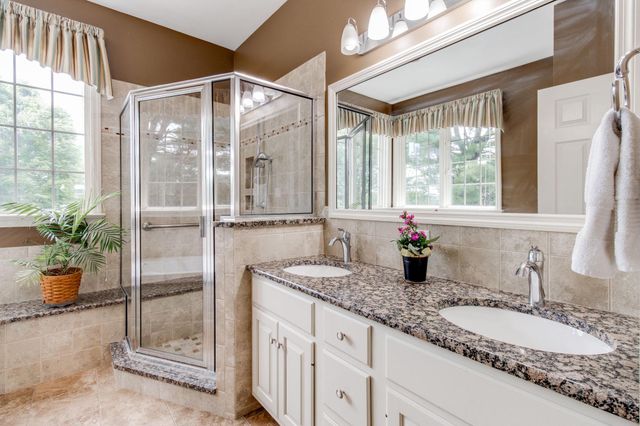 986 HAMMON AVE, Ephrata, PA 17522