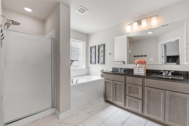 8213 Ocean Jasper Lane, Texas City, TX 77591
