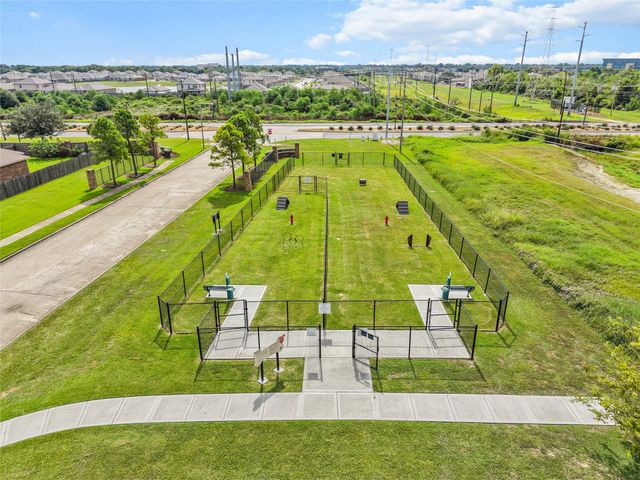 8213 Ocean Jasper Lane, Texas City, TX 77591