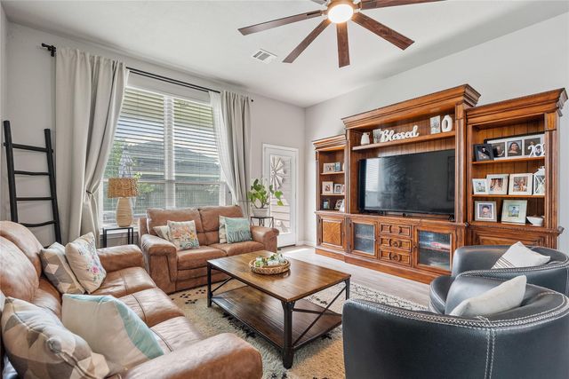 8213 Ocean Jasper Lane, Texas City, TX 77591