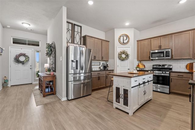 8213 Ocean Jasper Lane, Texas City, TX 77591