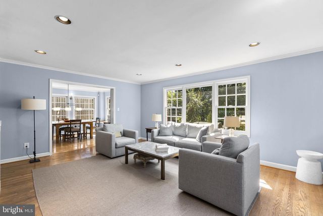5420 YORK LN, Bethesda, MD 20814
