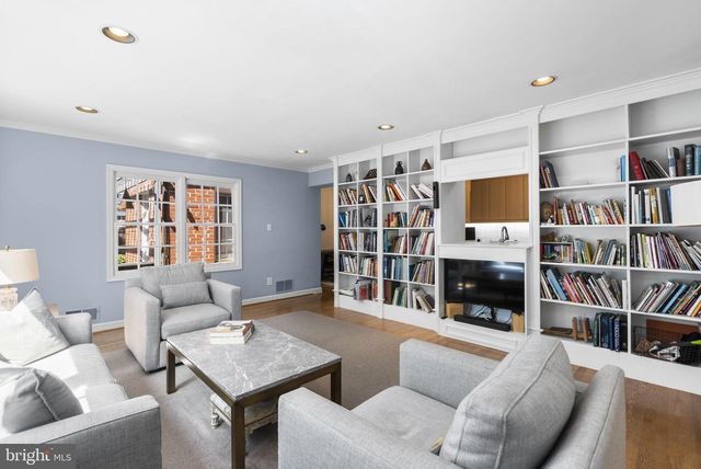 5420 YORK LN, Bethesda, MD 20814