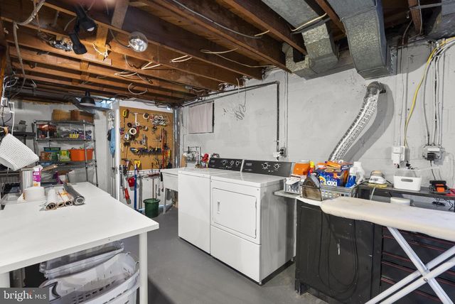 5420 YORK LN, Bethesda, MD 20814