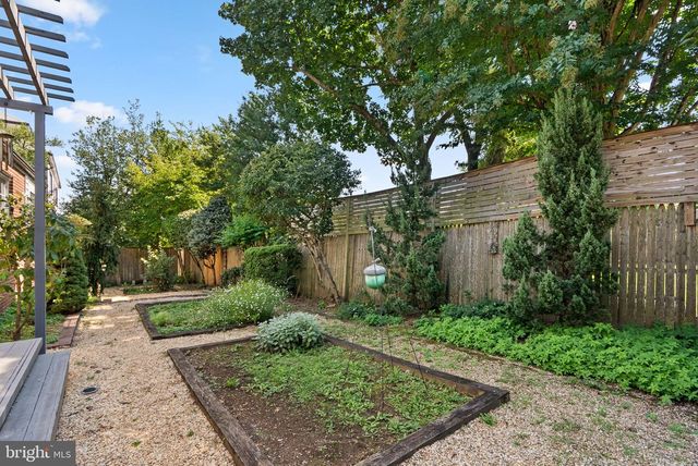 5420 YORK LN, Bethesda, MD 20814