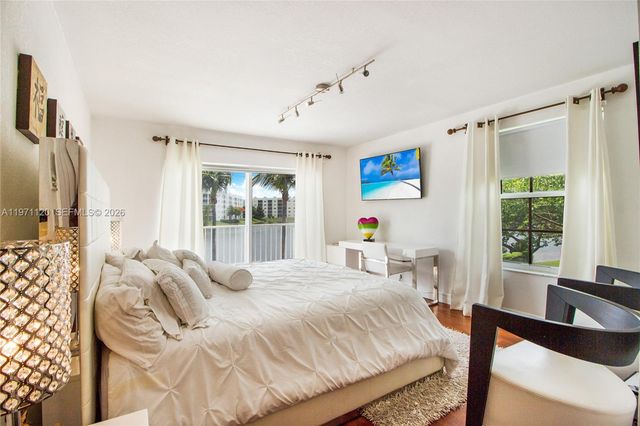 6407 NW 109th Ave 6407, Doral, FL 33178