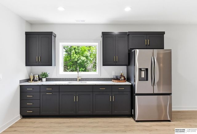 18505 Acorn Drive, Gretna, NE 68028