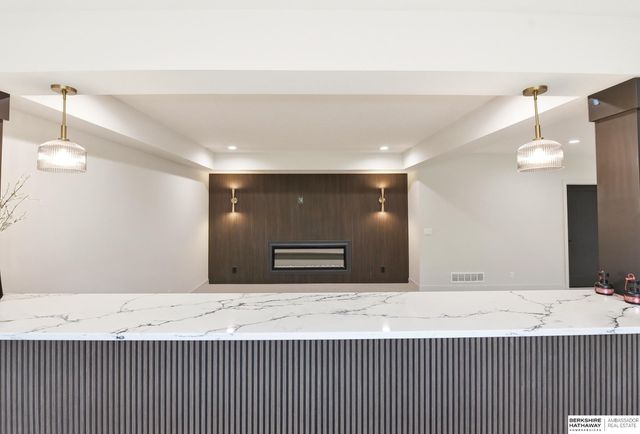 18505 Acorn Drive, Gretna, NE 68028
