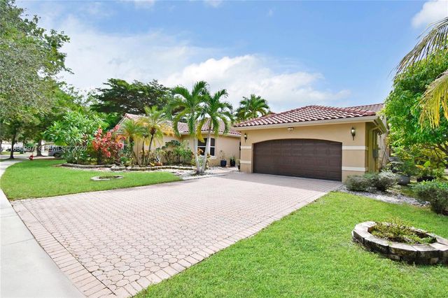 523 Stonemont Drive, Weston, FL 33326