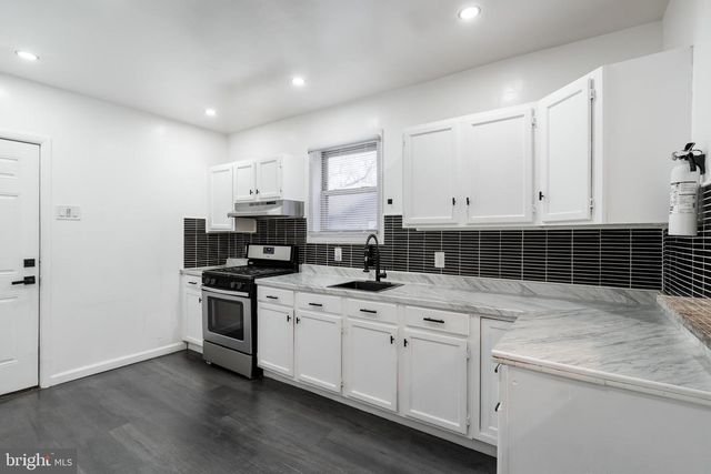 125 WABASH AVE, Bath, PA 18014