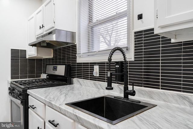 125 WABASH AVE, Bath, PA 18014