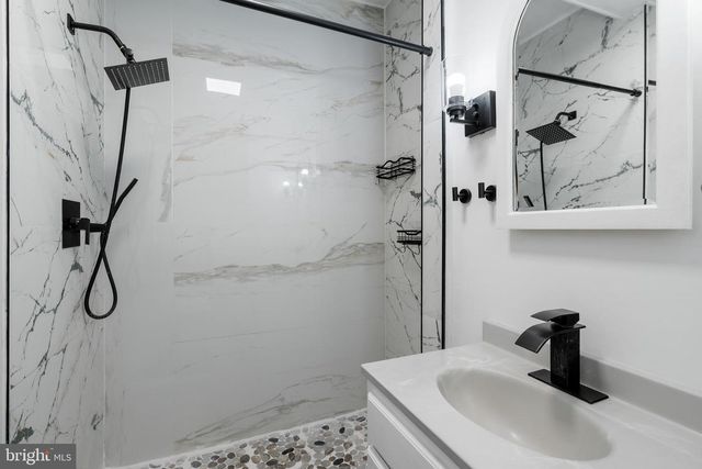 125 WABASH AVE, Bath, PA 18014