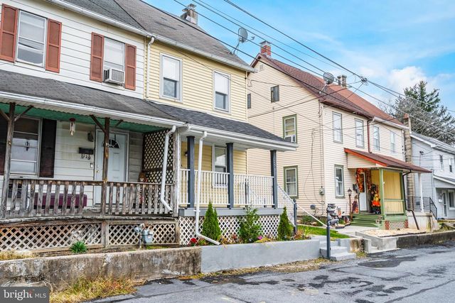 125 WABASH AVE, Bath, PA 18014