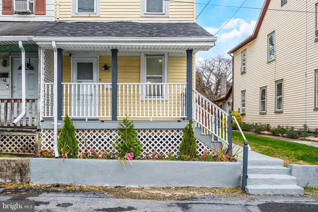 125 WABASH AVE, Bath, PA 18014