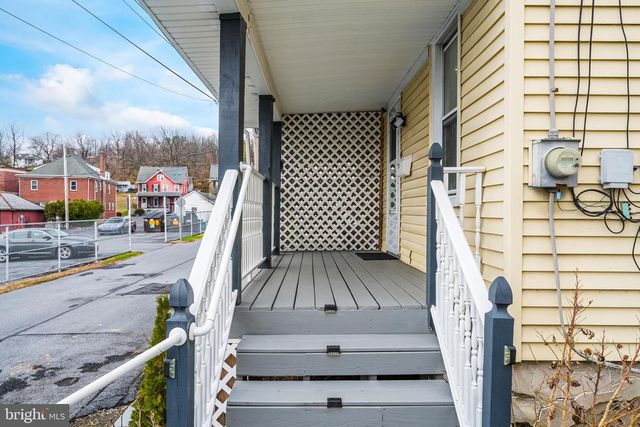 125 WABASH AVE, Bath, PA 18014