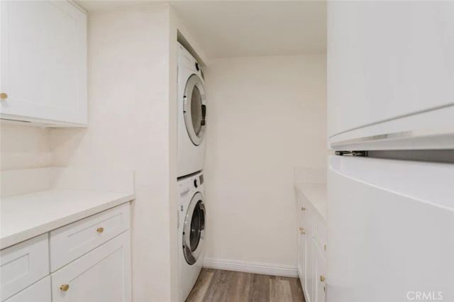 413 Hawthorne Street 206, Glendale, CA 91204