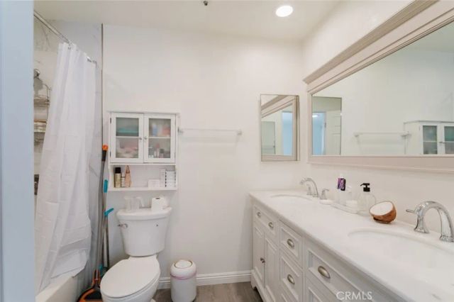 413 Hawthorne Street 206, Glendale, CA 91204