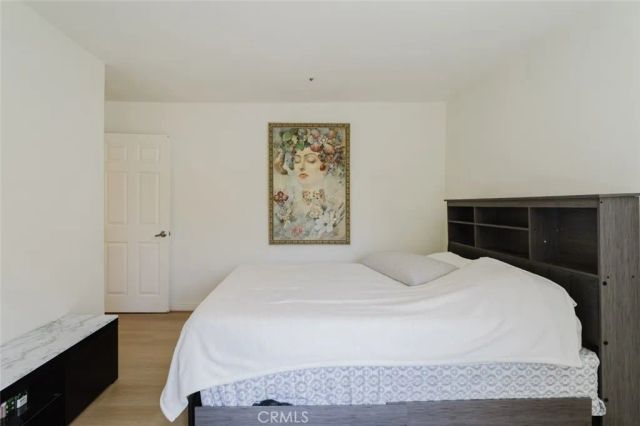 413 Hawthorne Street 206, Glendale, CA 91204