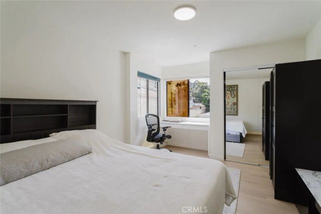413 Hawthorne Street 206, Glendale, CA 91204