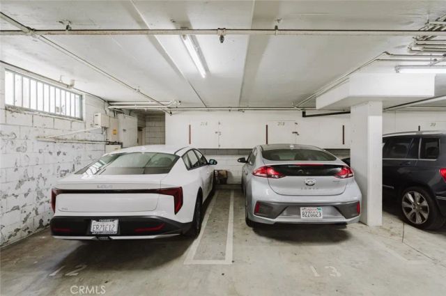 413 Hawthorne Street 206, Glendale, CA 91204