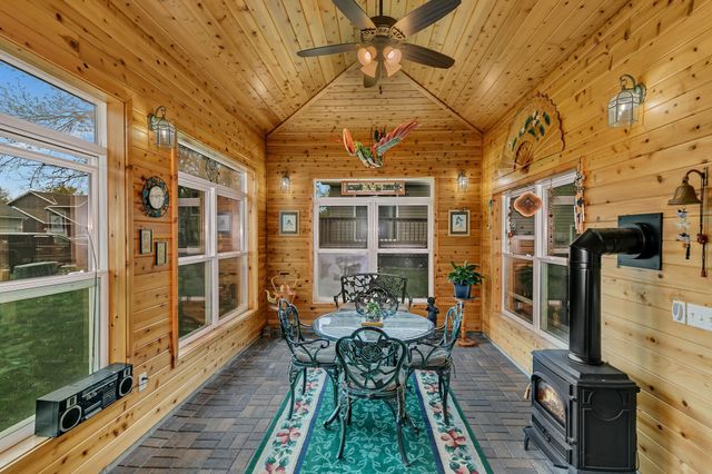 904 Sunwood Park Drive, Waite Park, MN 56387