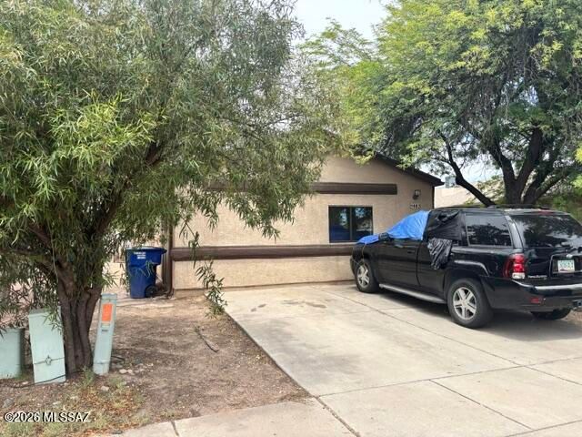 5982 S Wood Crest Drive, Tucson, AZ 85746