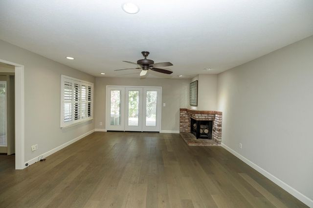 1822 Plaza De Maria, Modesto, CA 95350