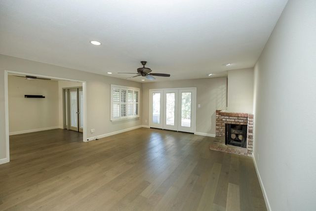 1822 Plaza De Maria, Modesto, CA 95350