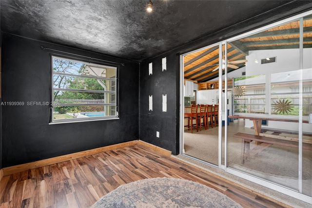 607 N Coconut Ave N, Port St. Lucie, FL 34952