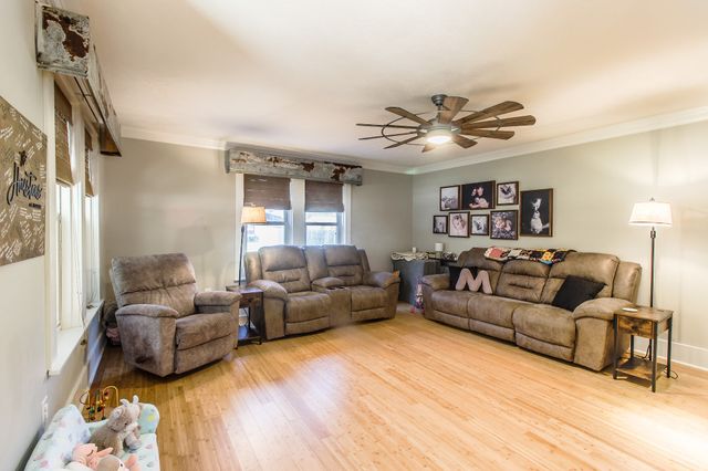 311 E Main St, Waverly, TN 37185