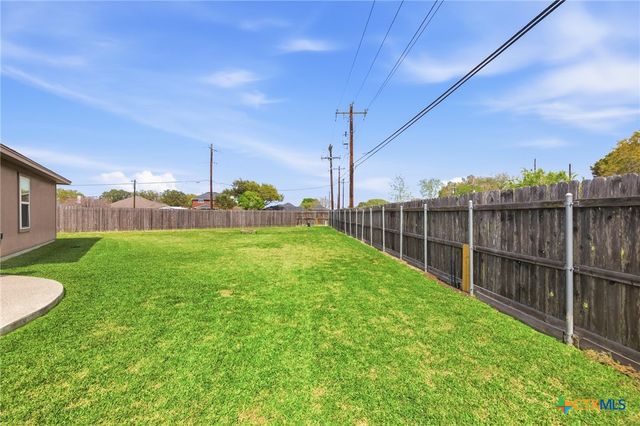 251 Cobble Stone Court, Victoria, TX 77904