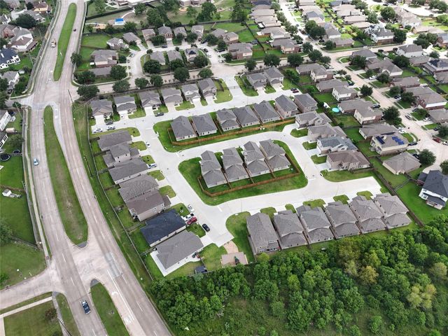 12206 Heather Flower Lane, Houston, TX 77014