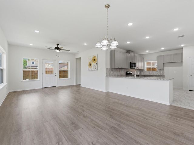 12206 Heather Flower Lane, Houston, TX 77014