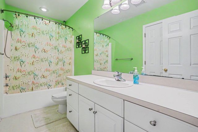 2940 Eldora Court, Byron Center, MI 49315