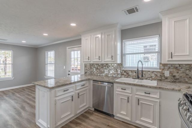 725 10th Street, Dickinson, TX 77539
