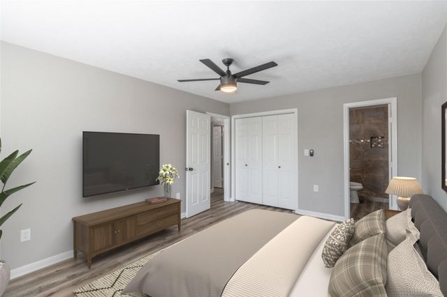 725 10th Street, Dickinson, TX 77539