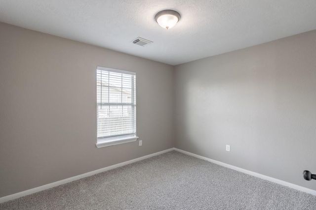 725 10th Street, Dickinson, TX 77539