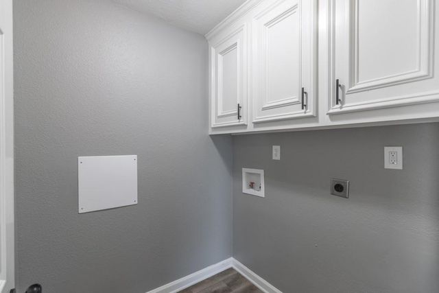 725 10th Street, Dickinson, TX 77539