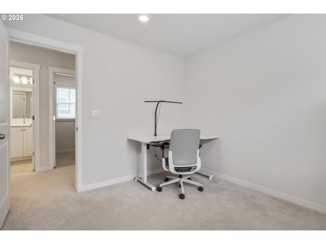 7172 Nw BOUNTIFUL Ter, Portland, OR 97229